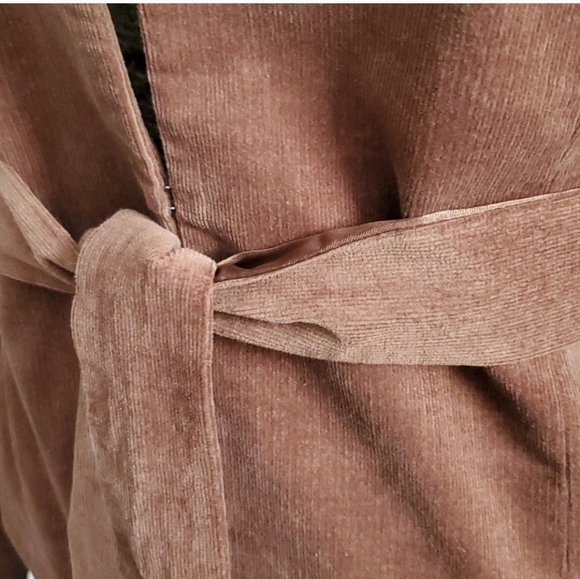 Madison Studio 2 Piece Embroidered Trim Skirt Set - Picture 3 of 13